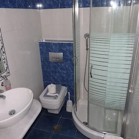 Nikos Verikokos 2* Naxos City