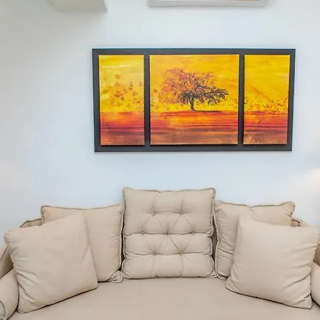 Nikos Verikokos Hotel 2*