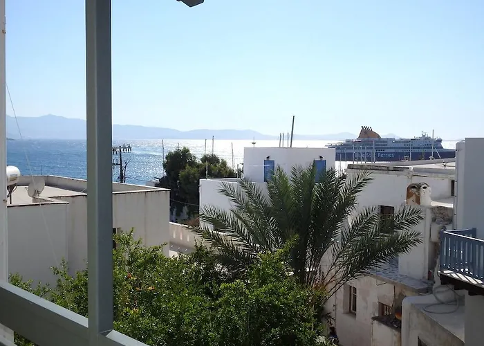 Nikos Verikokos Hotel 2*